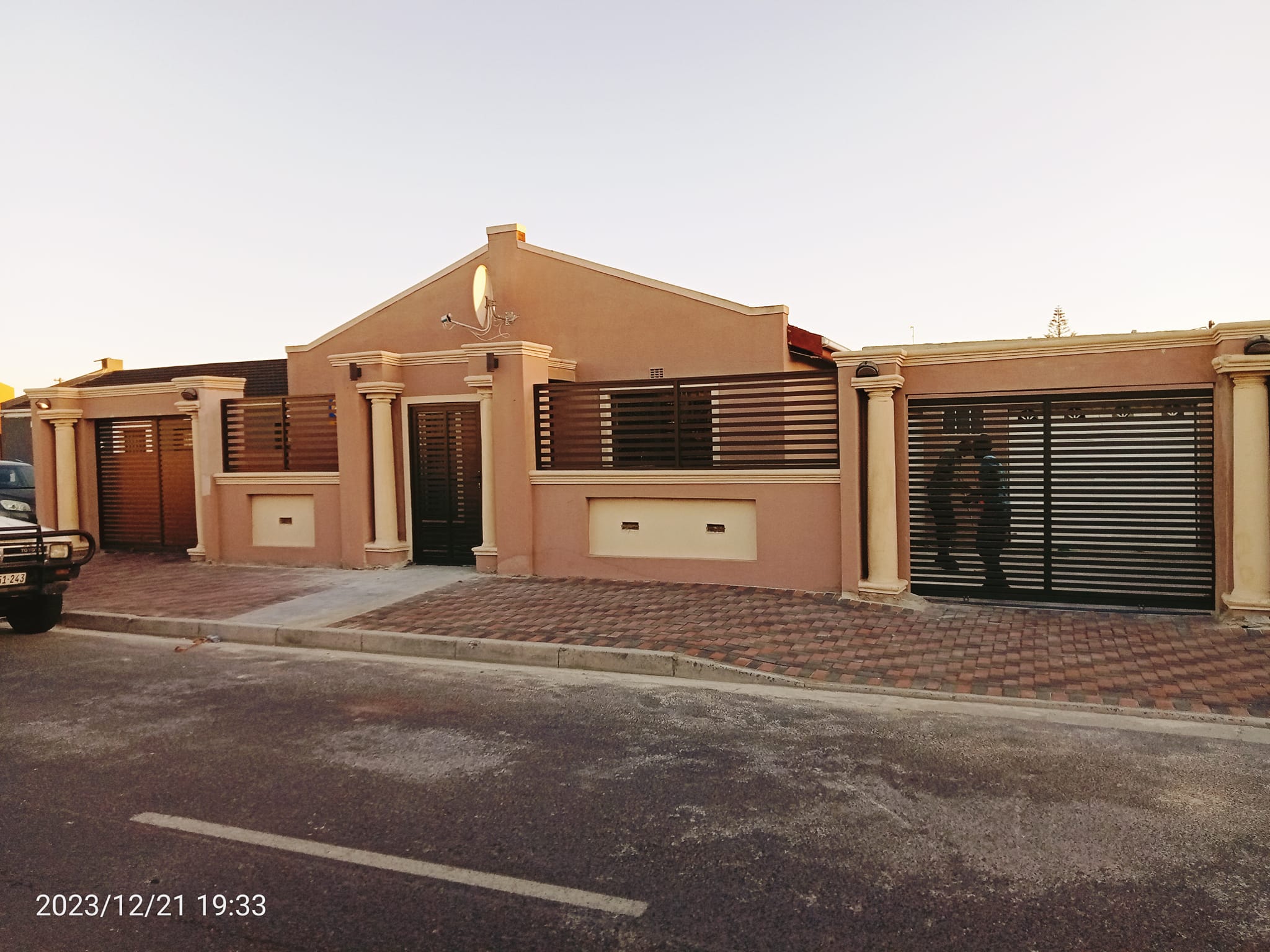 412784316_375610725037793_1765485079910201885_n